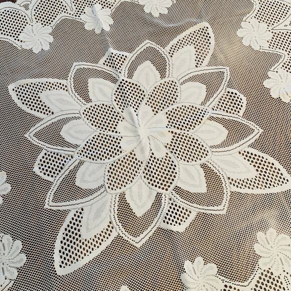 Heritage Lace Tablecloth Beige Topper 40" Square Floral Scalloped Linen Doily - Picture 7 of 10